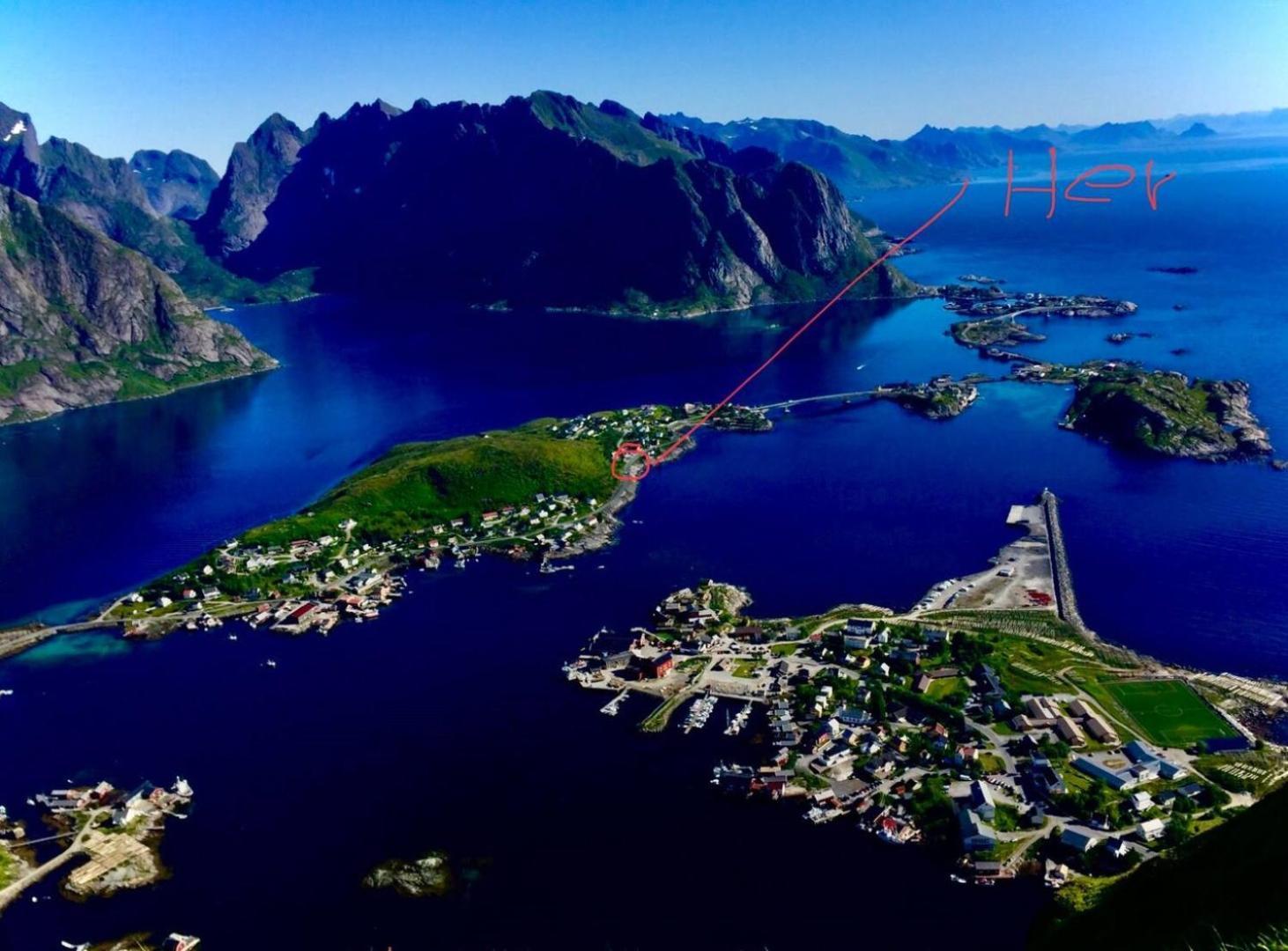 Utsiktsperle Pa Reine I Lofoten Экстерьер фото